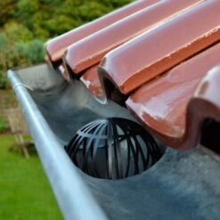Dakgoot Bladvangers Tegen Verstopte Afvoerpijpen - Set Van 2 Stuks -EDIALUX Verkoop dakgootbeschermers 1484066306 3 600